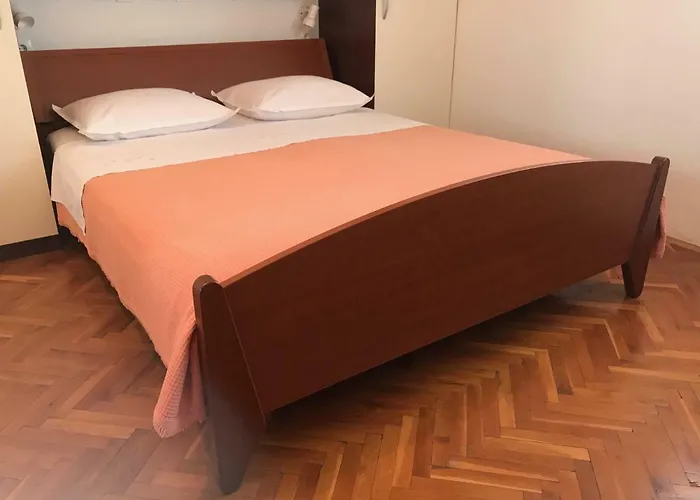 Lucia Premium Gasthuis 3*